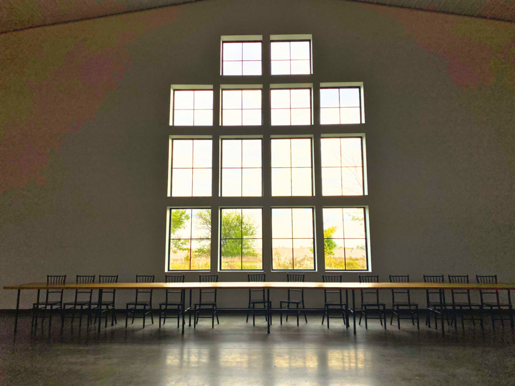 Head Table with Large Windows